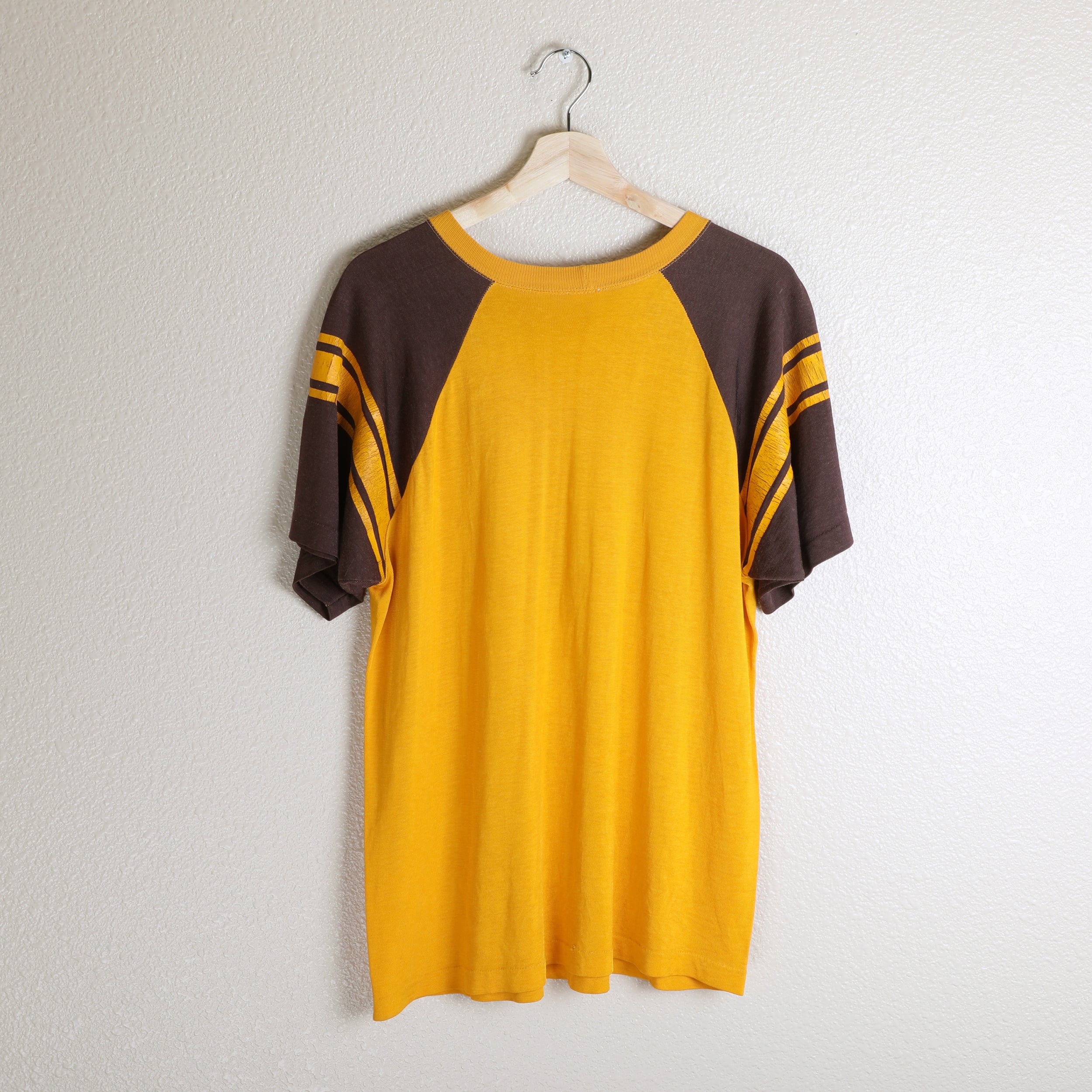 Vintage Wyoming Cowboys Football Jersey Style T-Shirt - Large